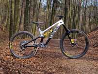 rower ENDURO Canyon Torque full carbon topowy osprzęt rozmiar L