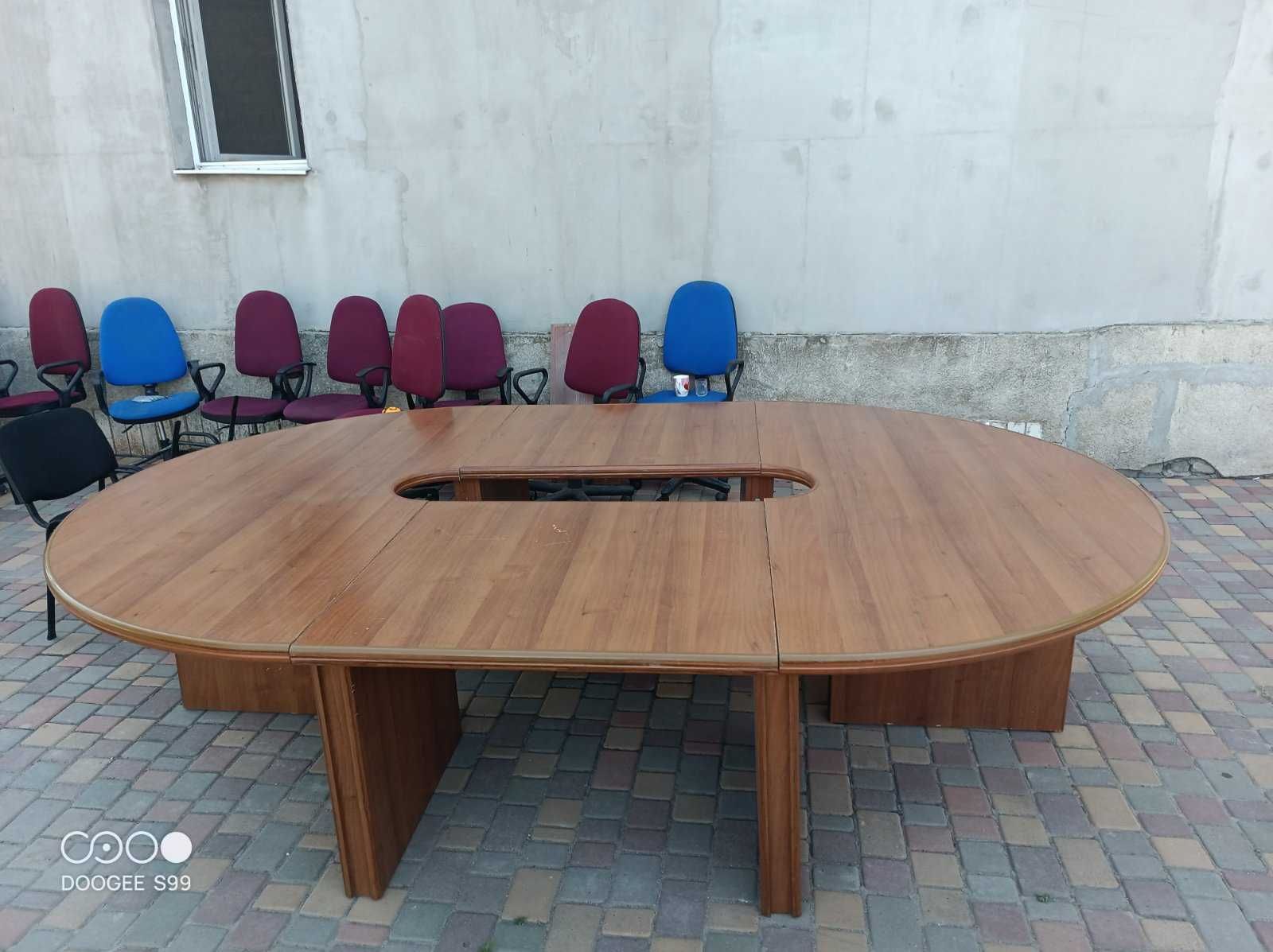 продам большой конференц стол круглый овал