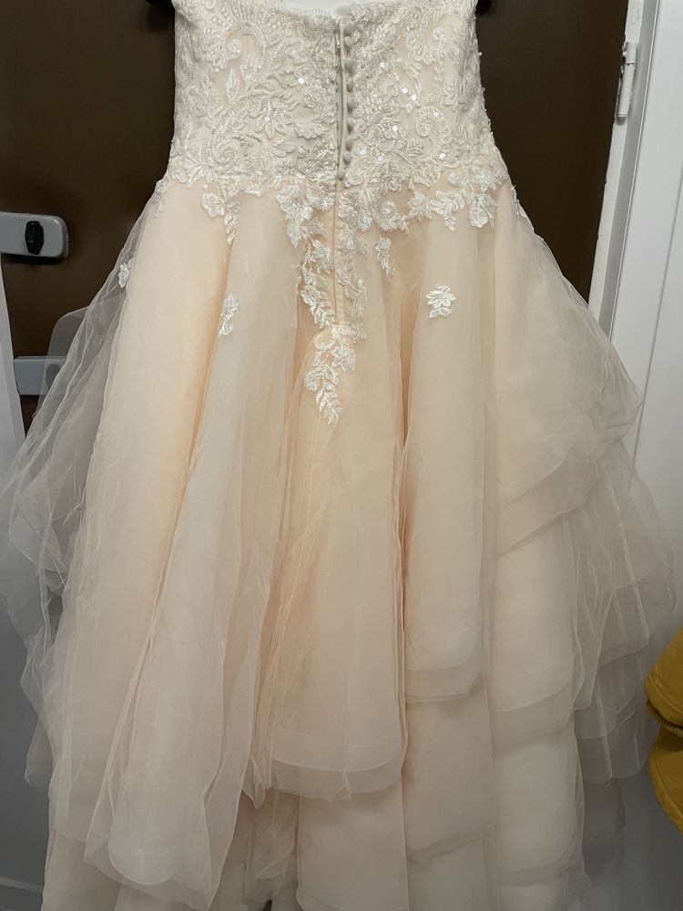 Łososiowa suknia ślubna Elizabeth