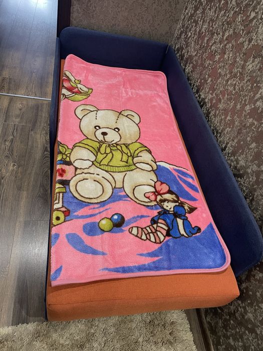 Дитяче ліжко- диван