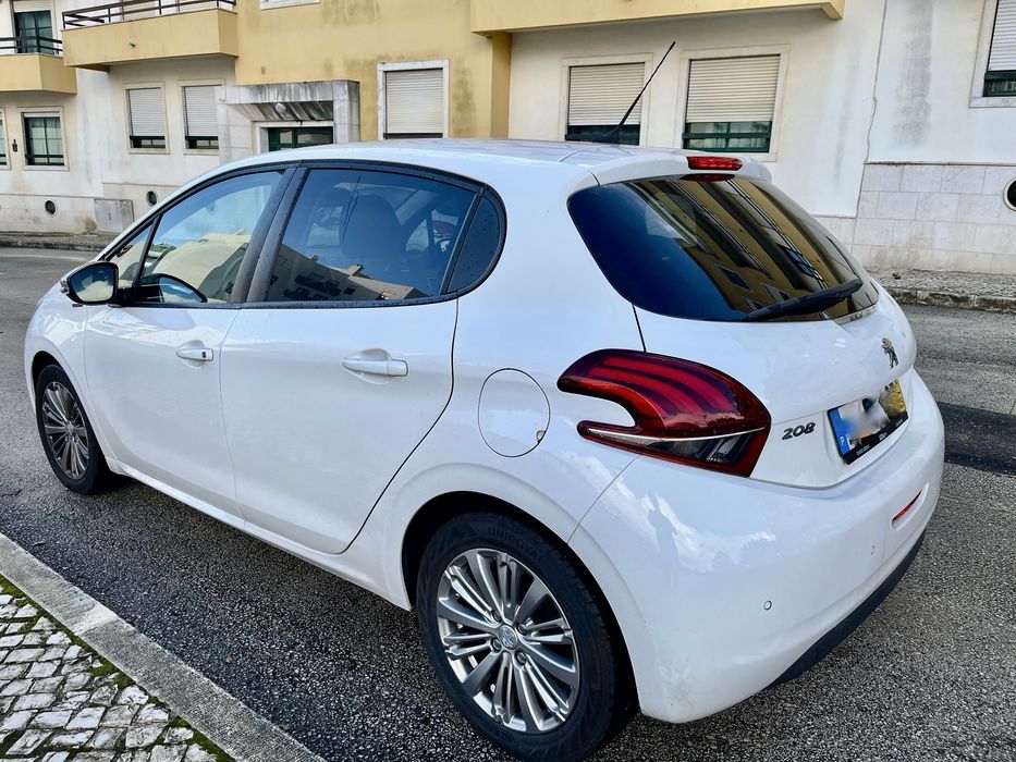 Peugeot 208 1.2 Puretech 82 signature AC