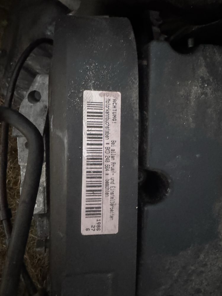 Silnik Audi a3 8p 2.0 TDI 2006r BKD układ paliwowy