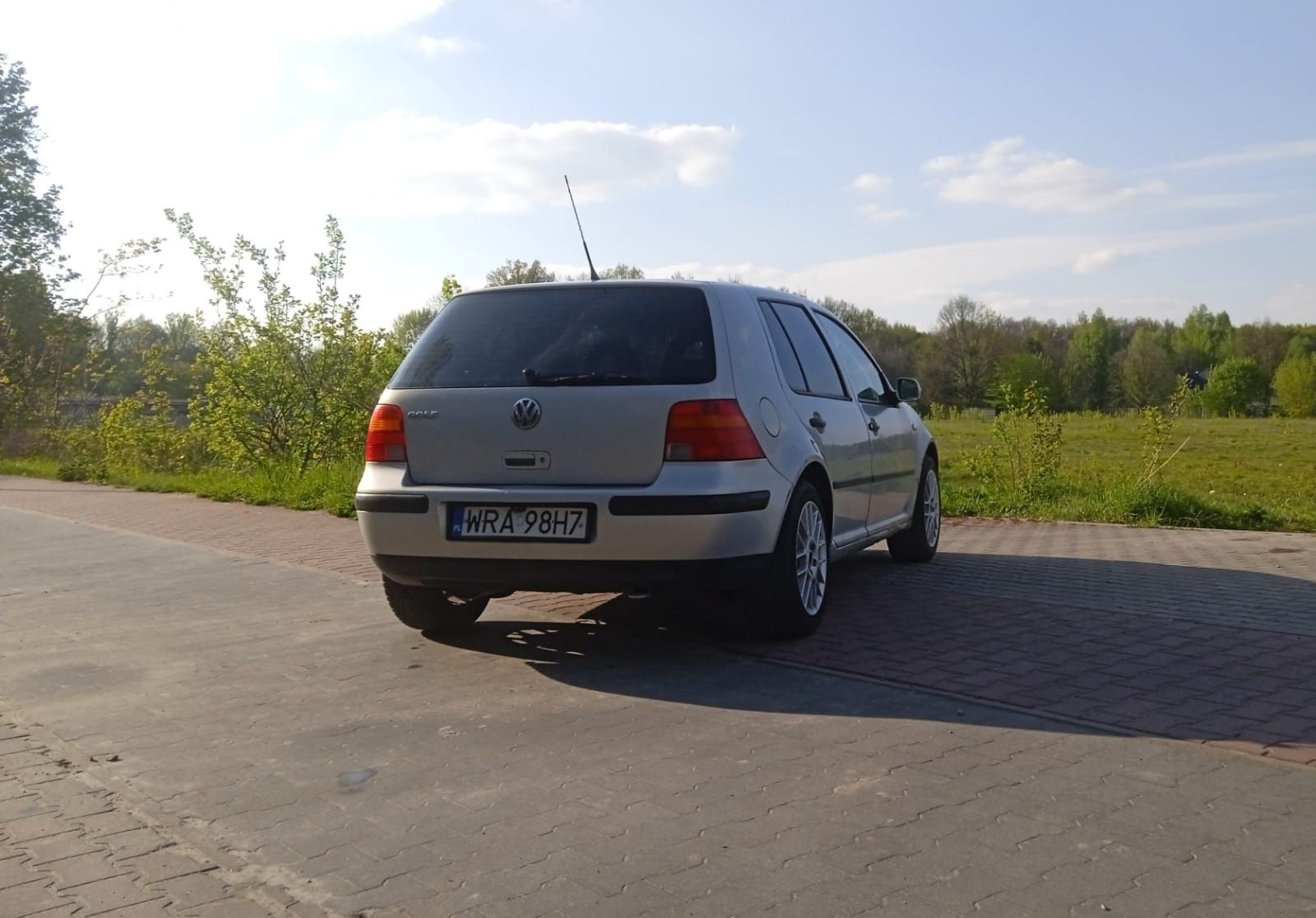 Golf 4, 1.6 Sr, benzyna, 2000 rok, klima