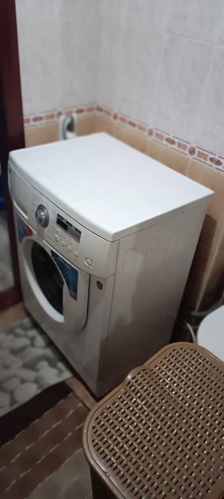 Продам стиральную машинку