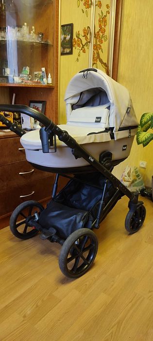 Дитяча коляска два в одному
