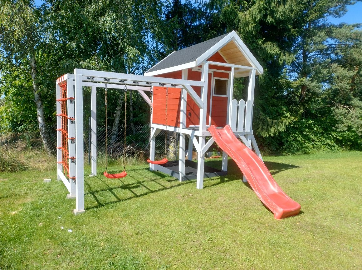 Domek drewniany dla dzieci, małpi gaj