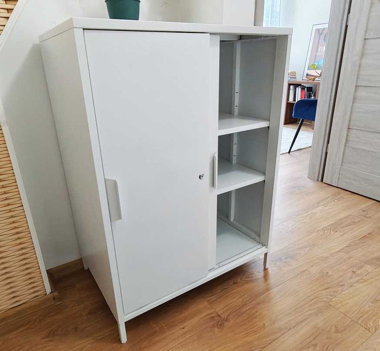 Pojemna, zamykana szafka IKEA TROTTEN 80x55x110 cm – jak nowa!