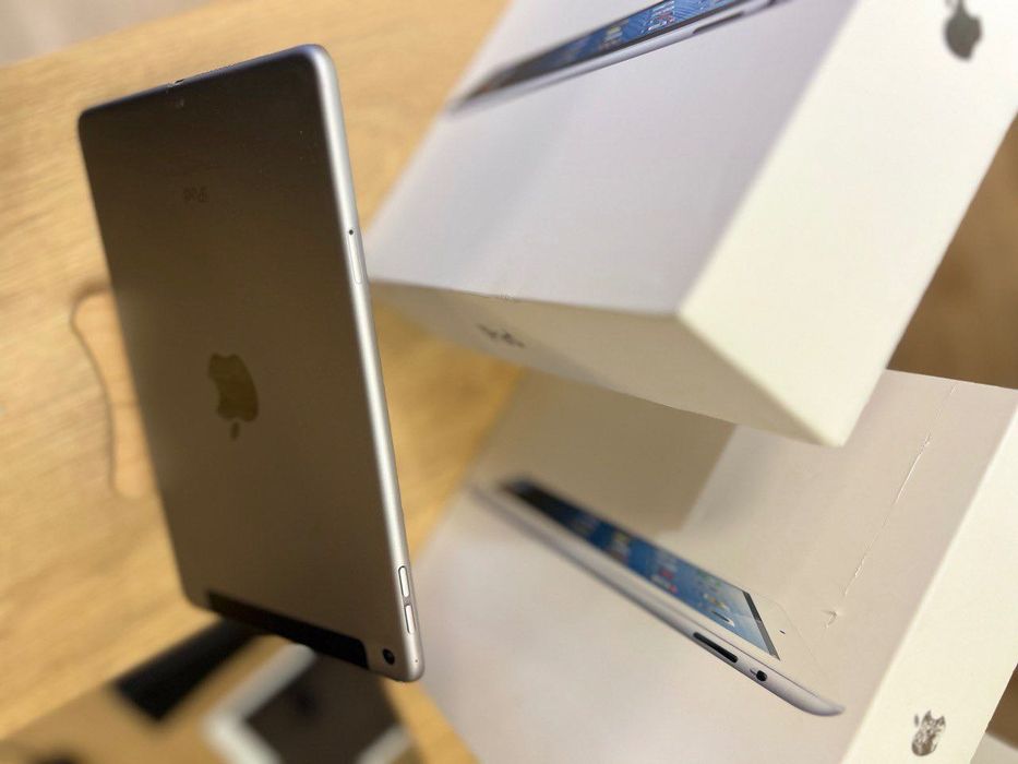 планшет iPad mini 4 128 gb Space Gray 7.9 ідеал з гарантією/для ігор