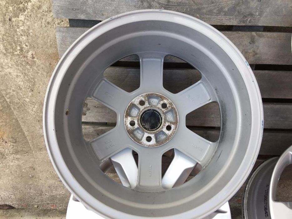 + Oryginalne felgi aluminiowe 17 VOLVO XC60 XC70 Radom
