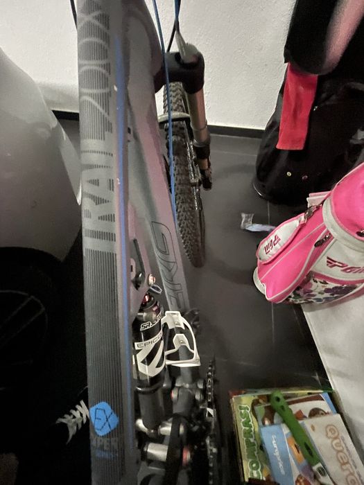 Bicicleta berg en bom estado e usada 1x. Para desocupar