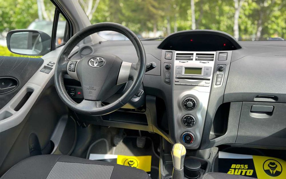 Toyota Yaris 2006
