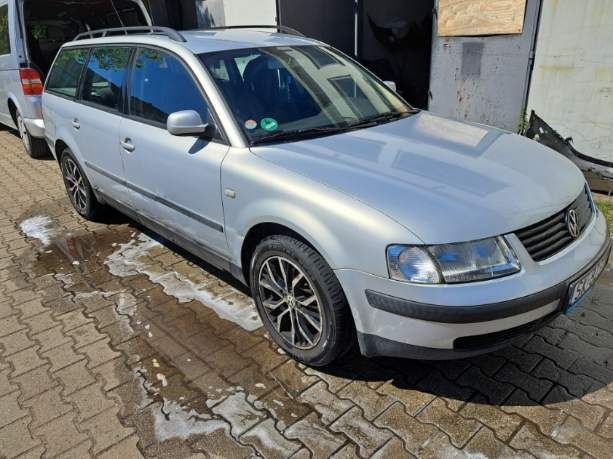 VW Passat B5 1.8 benzyna