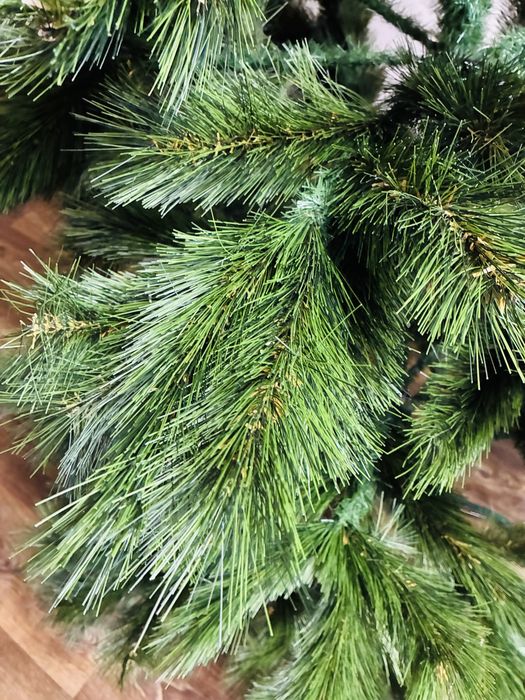 Искусственная новогодняя елка – высокая, пушистая, как настоящая!