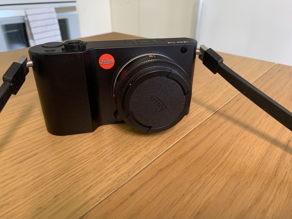 Leica TL2 with lens