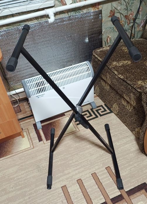 Клавішна стійка SOUNDKING