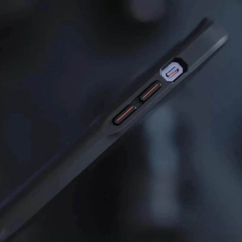 Карбоновий чохол на айфон, чехол із MagSafe на айфон iPhone