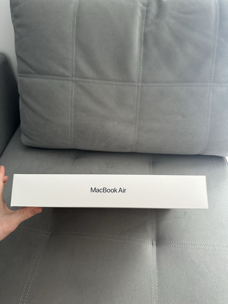 MacBook Air 13” 16GB 256GB M4 Midnight новий