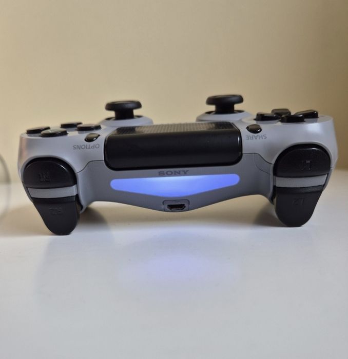 comando ps4 20 th anniversary 
Entrego em ma