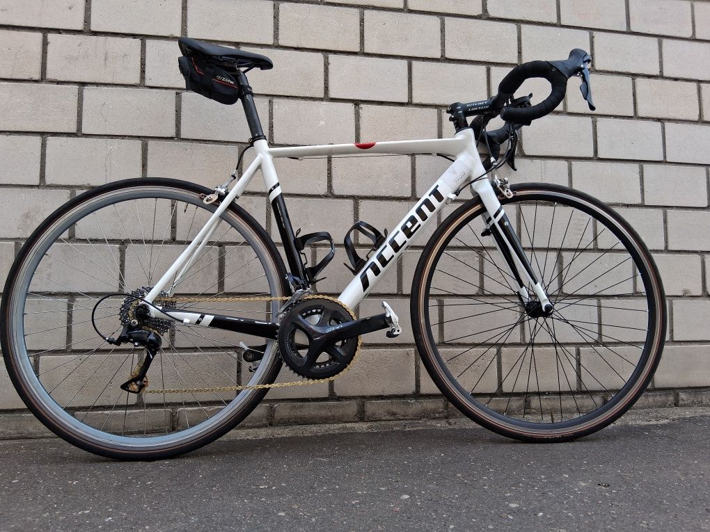 Szosa Accent Apex