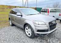 Автомобіль Audi Q7 2011