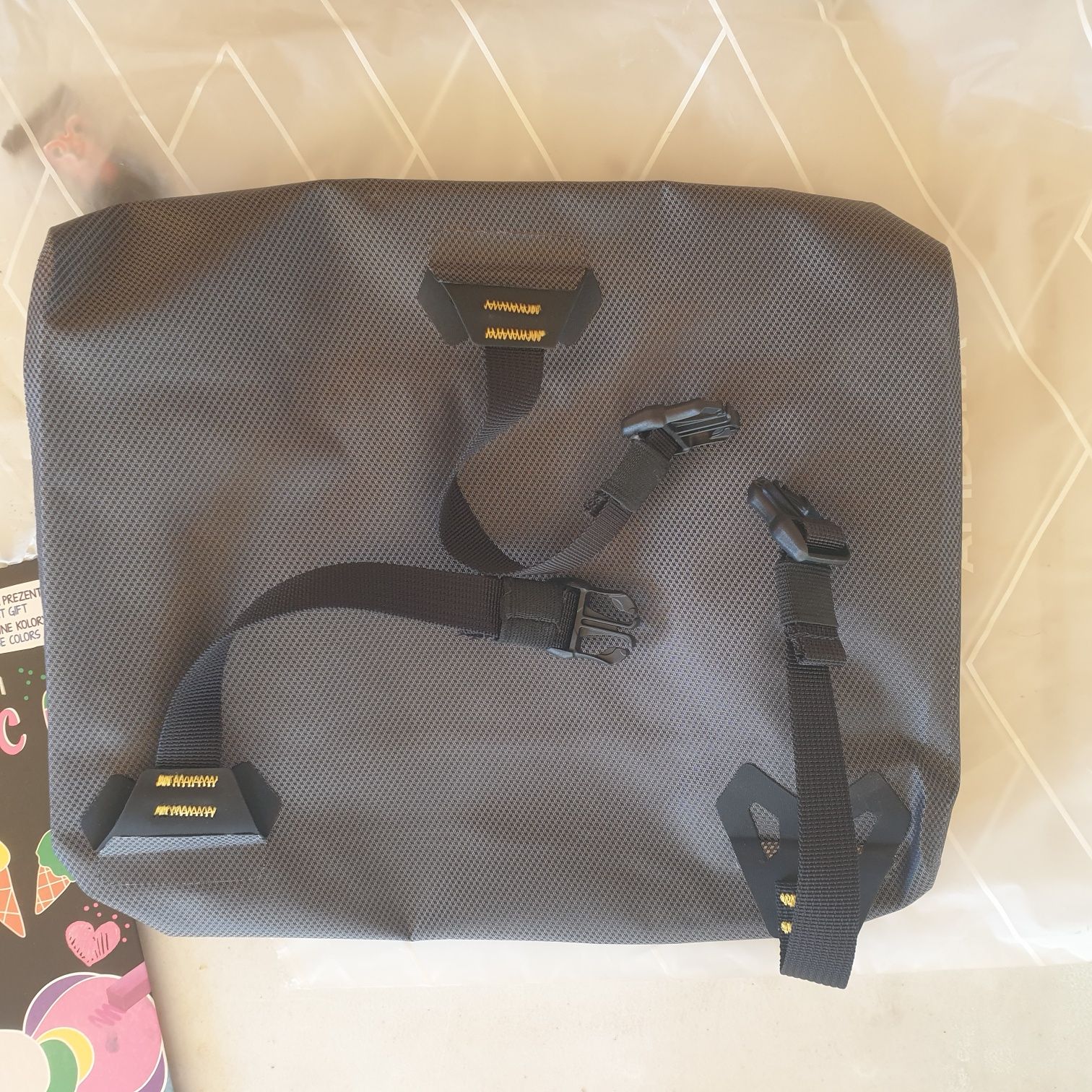 Apidura Expedition