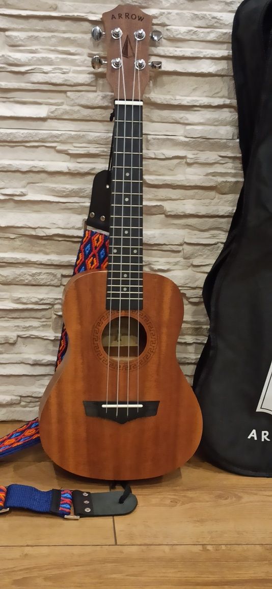 Ukulele koncertowe arrow