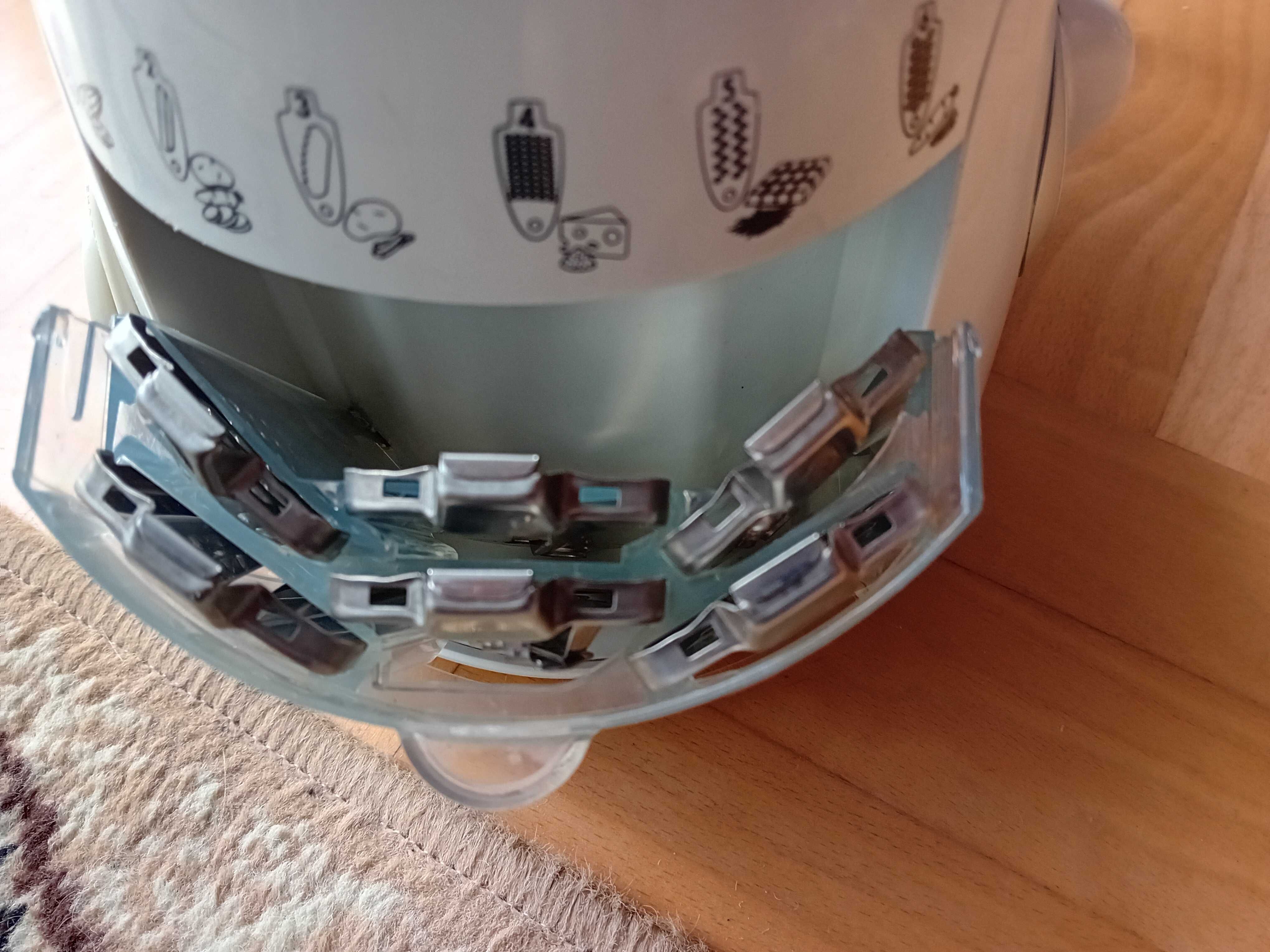 Robot kuchenny AEG Assistant FP610 Km 700