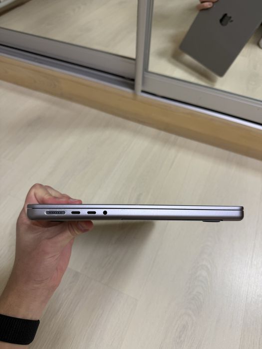 Macbook Pro 14 16 512 m1 pro без блокувань