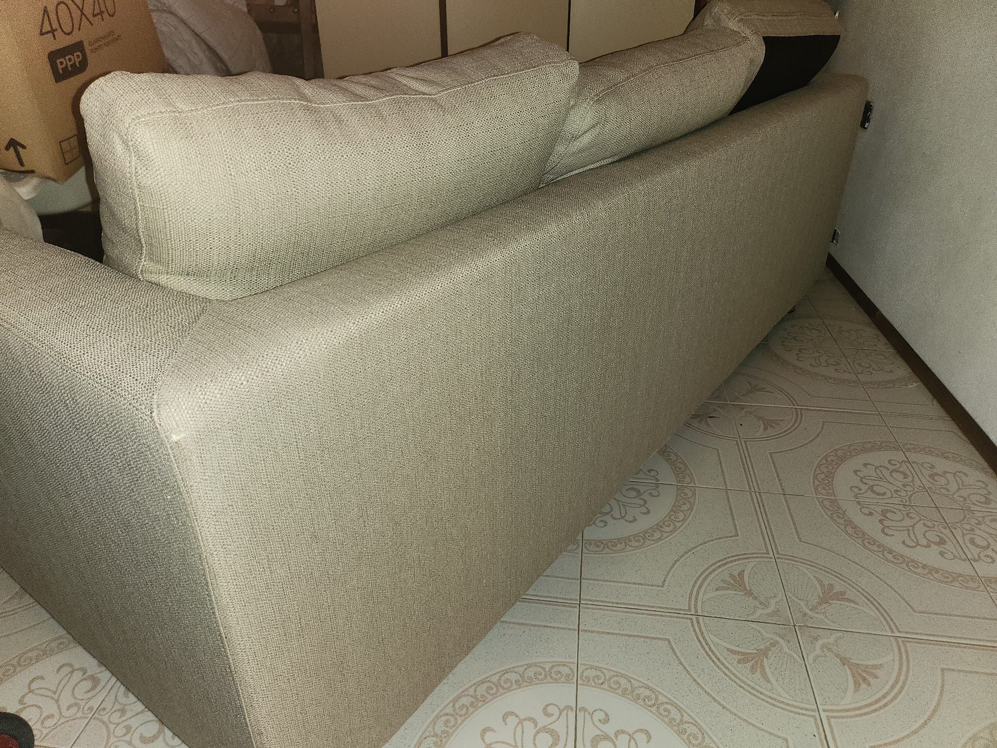 Sofa de três lugares