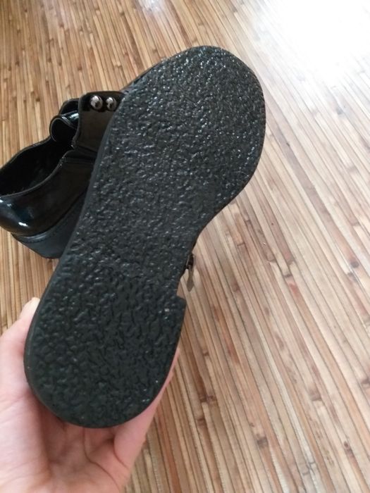 Женские лаковые закрытые туфли/ботинки