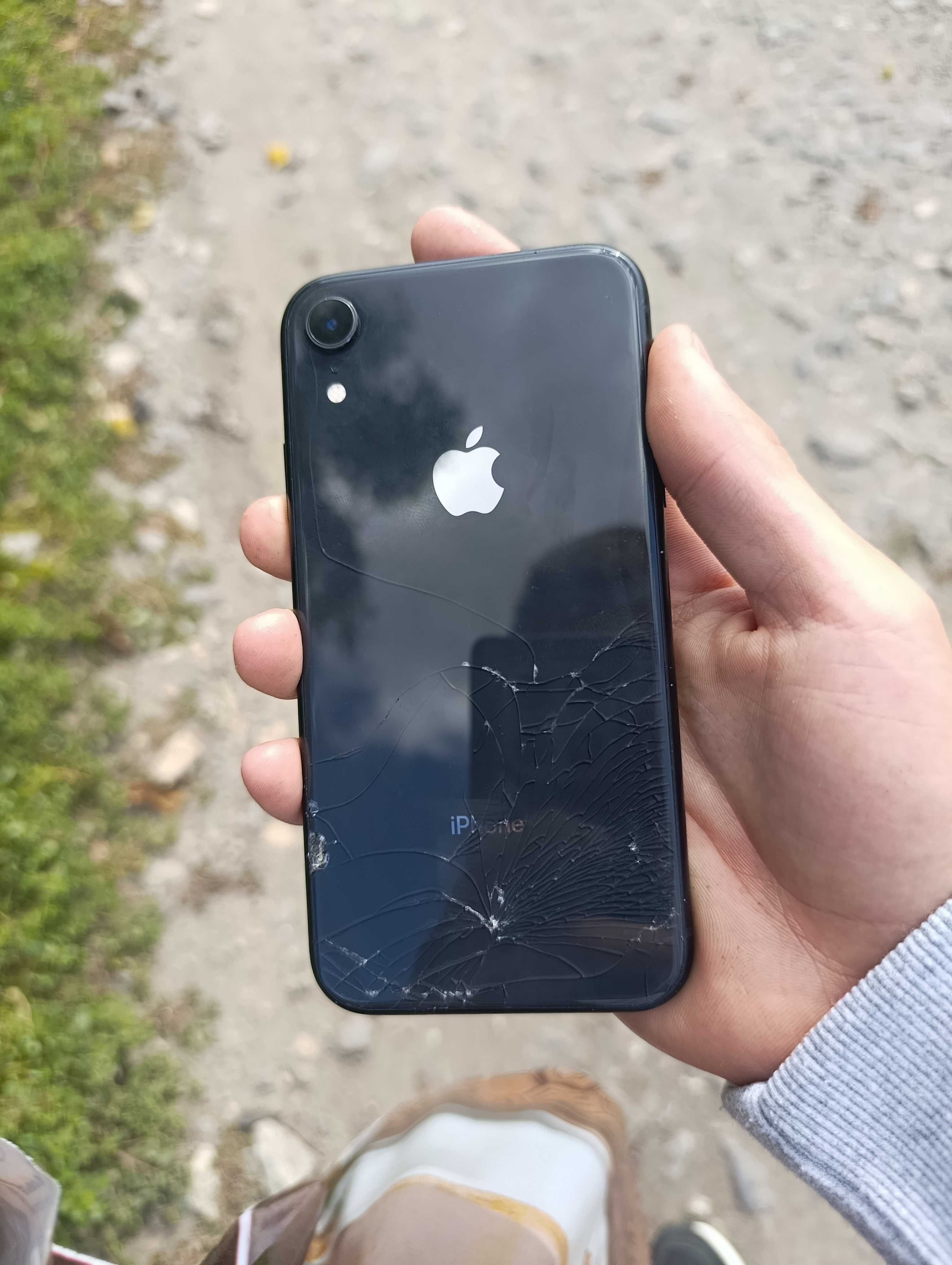 iphone xr 128 80% батарея