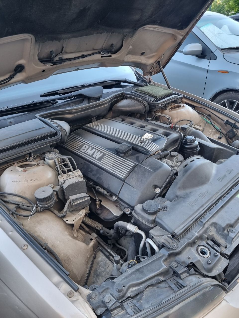 BMW  E39 520i .БМВ 2.2 інж. Е39.