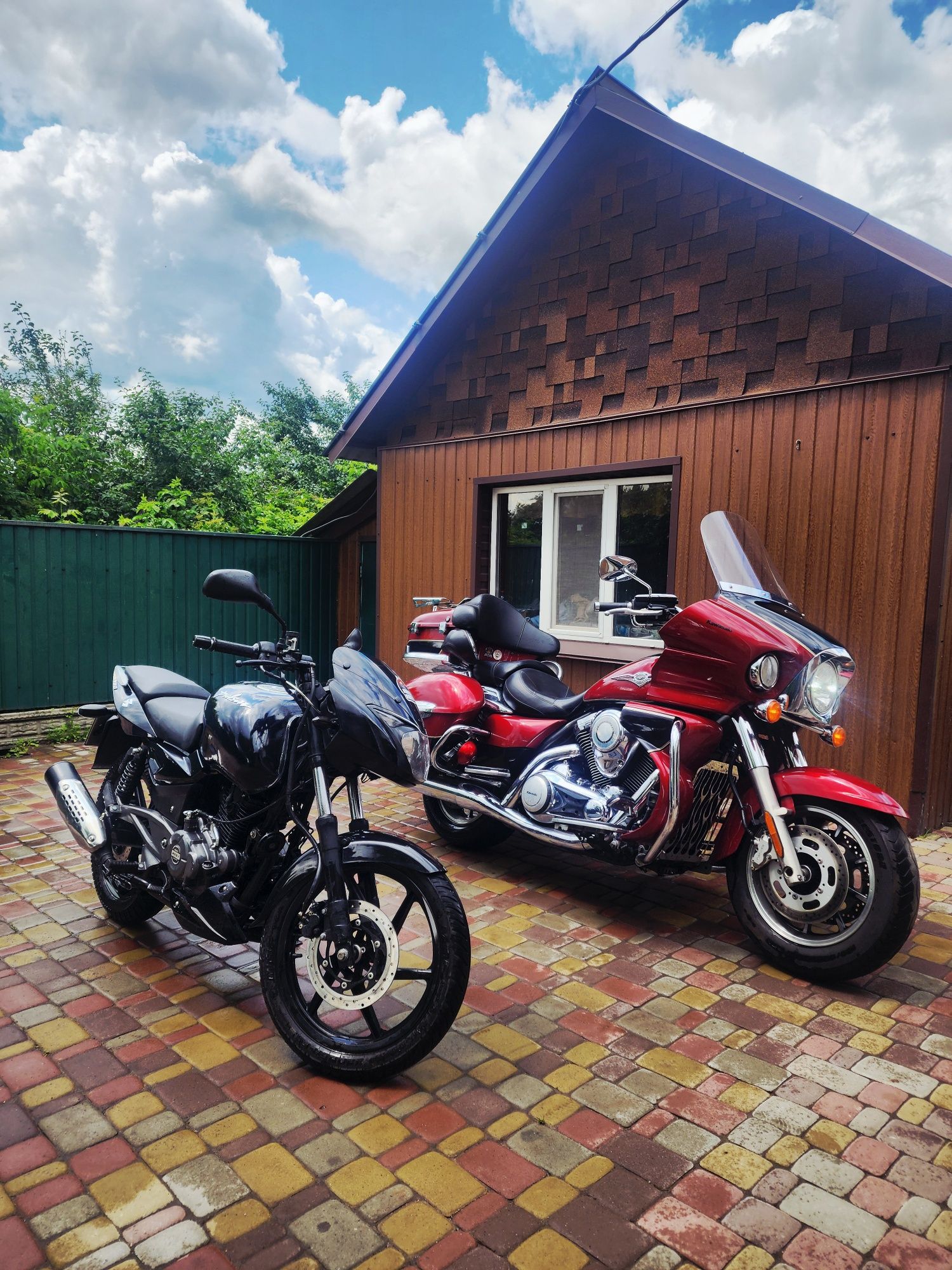 Bajaj pulsar 180