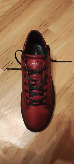 Кросівки весна-осінь