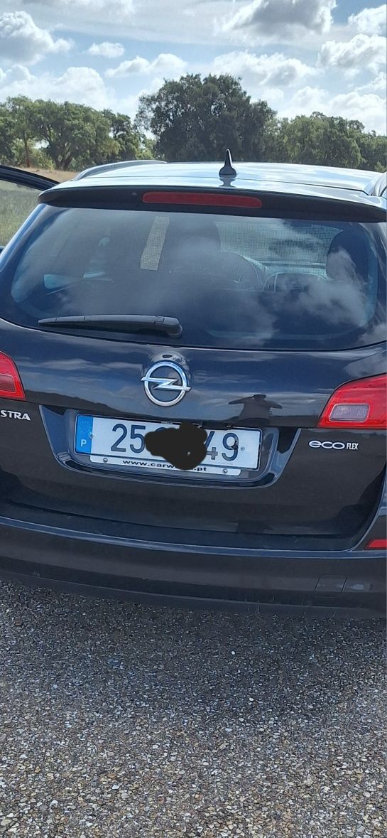 Opel astra j sport tourer