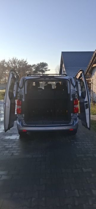 Toyota proace verso 9os