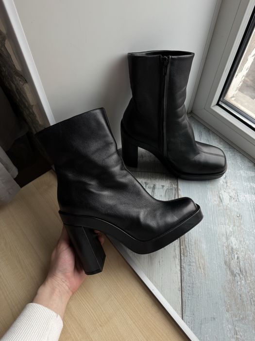 Жіночі шкіряні ботильони Zara 39 Кожаные ботинки