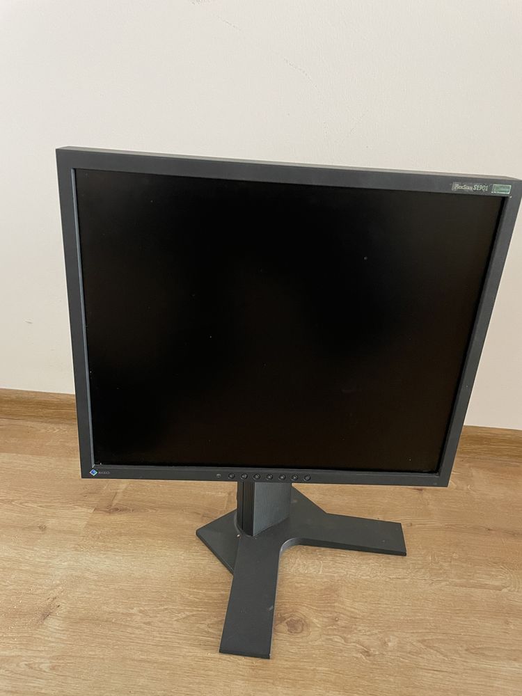 Monitor Eizo FlexScan 19