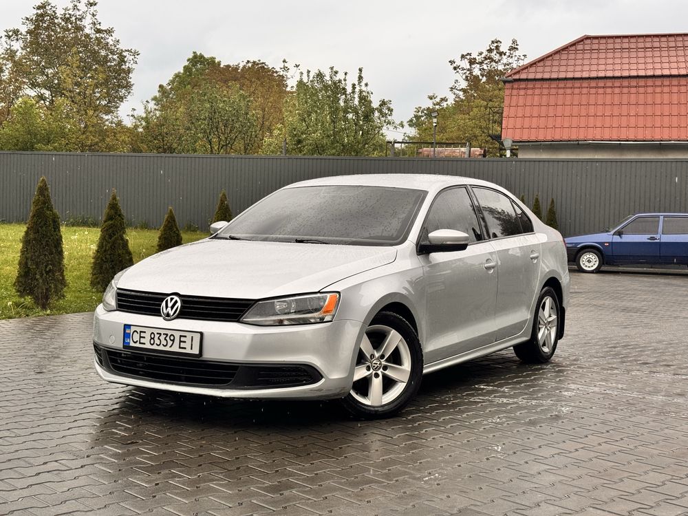 Продаж VW jetta 2.0 дизель автомат 2011 рік