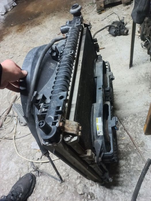 Радиатор SsangYong Rexton 2 2.7 xdi  касета радіаторов кондиціонер ssa