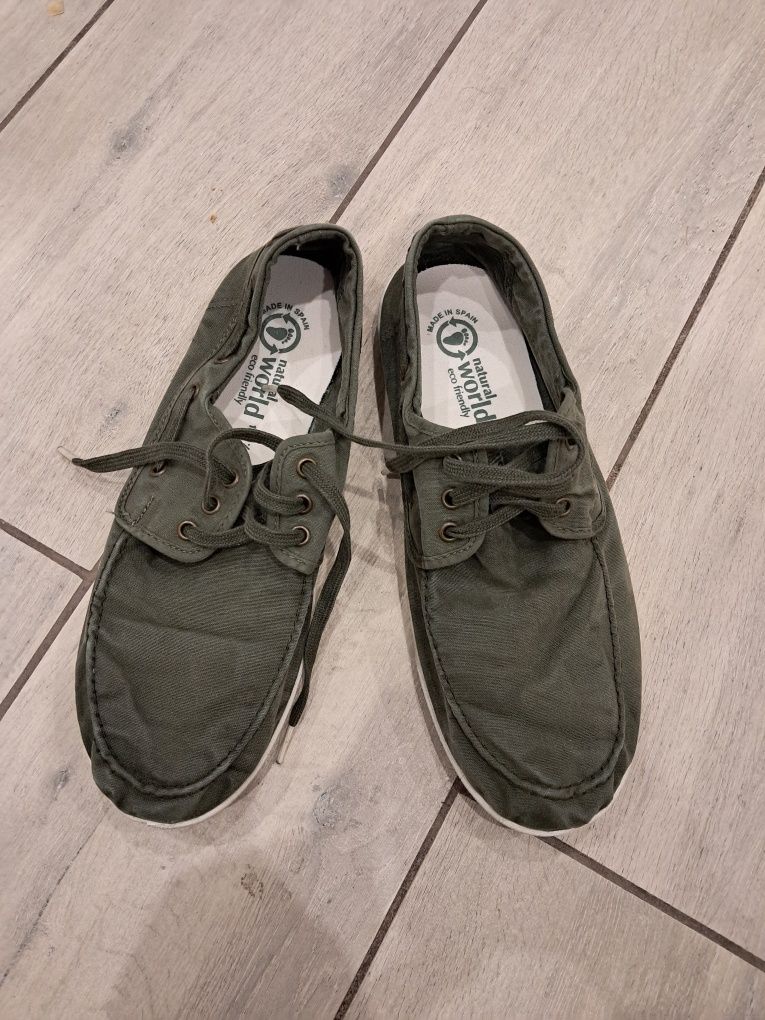 Buty żeglarskie Natural World zielone khaki
