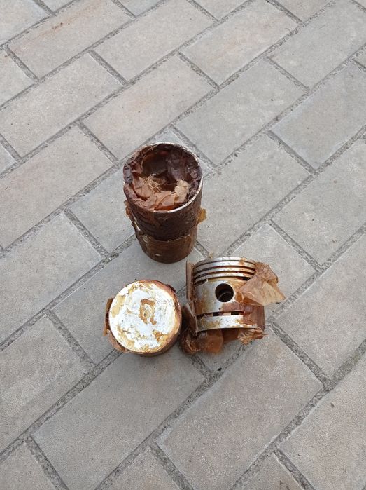 Продам поршні мотоцикла к750.