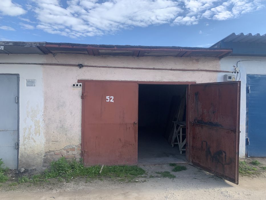 Гараж кірпічний,приватизований,продам.