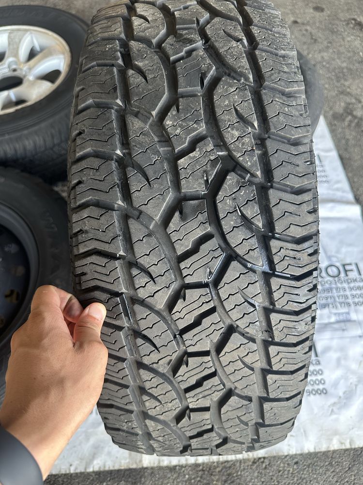 Продам диски+шини Toyota Prado 120-150 (Запаски) R17 265/65/17(235/65)