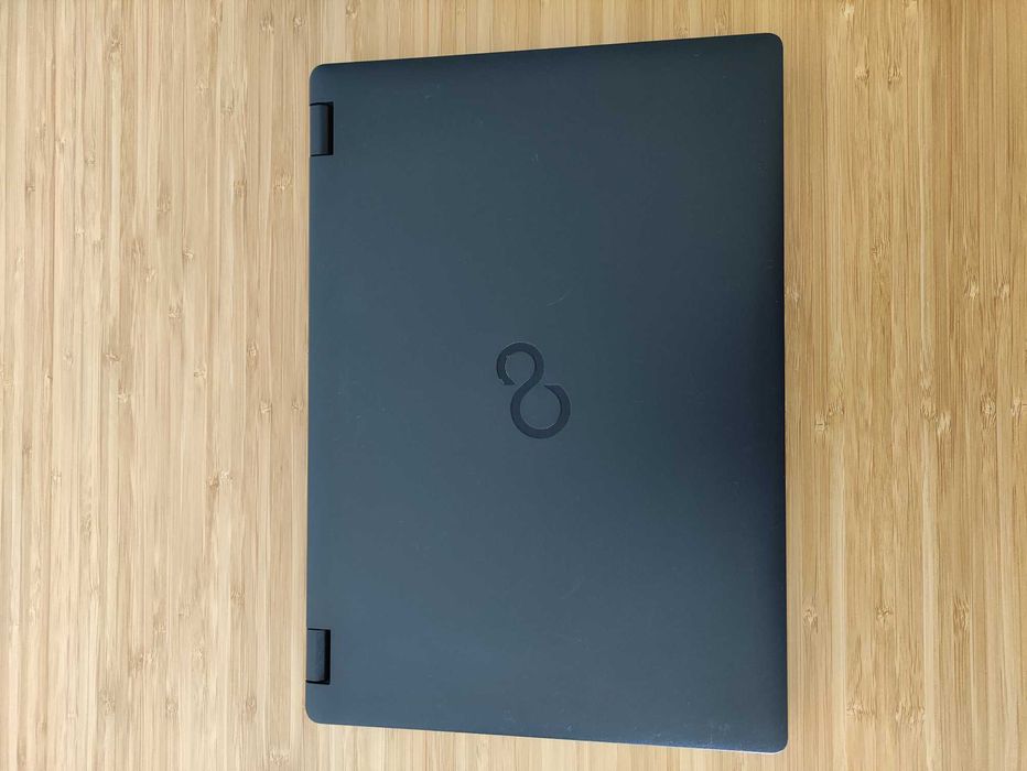 Portátil Fujitsu E448 - Intel i7 - 16GB RAM