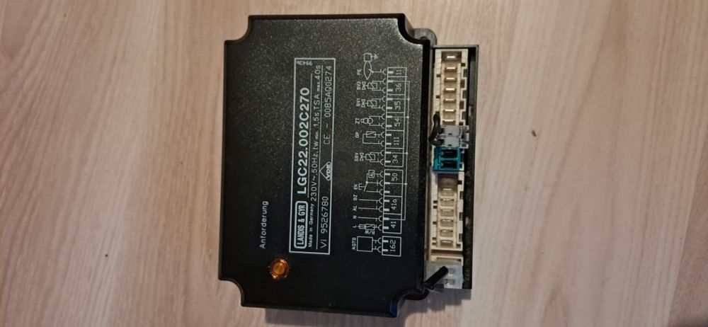 moduł kontroli sterowania palnika gazowego LGC22.002C270 LANDIS&GYR