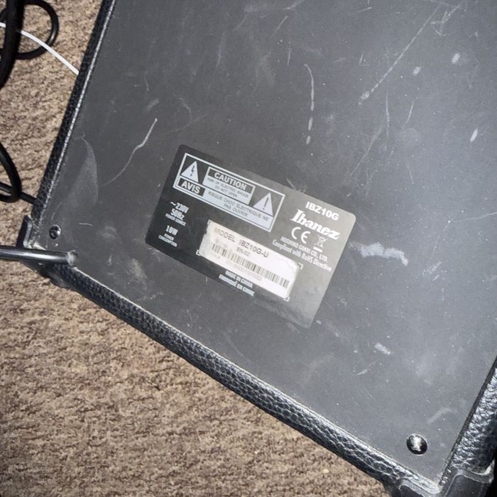 Комбоусилитель Ibanez