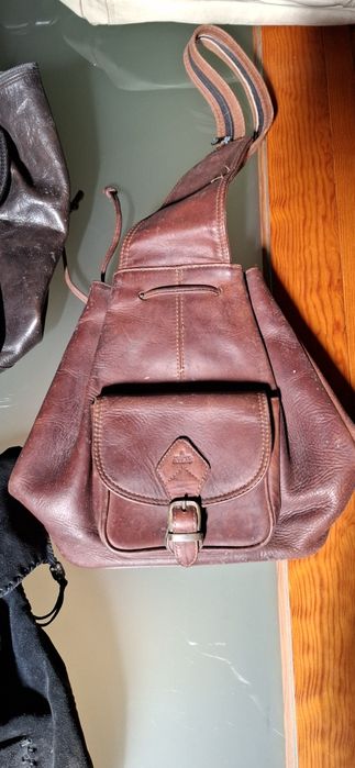 Mochilas /Malas em pele genuína à venda. 3 cada ou 15 todas.