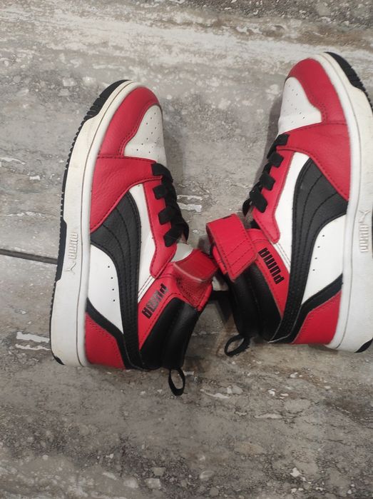 Кросівки. Хайтопи пума