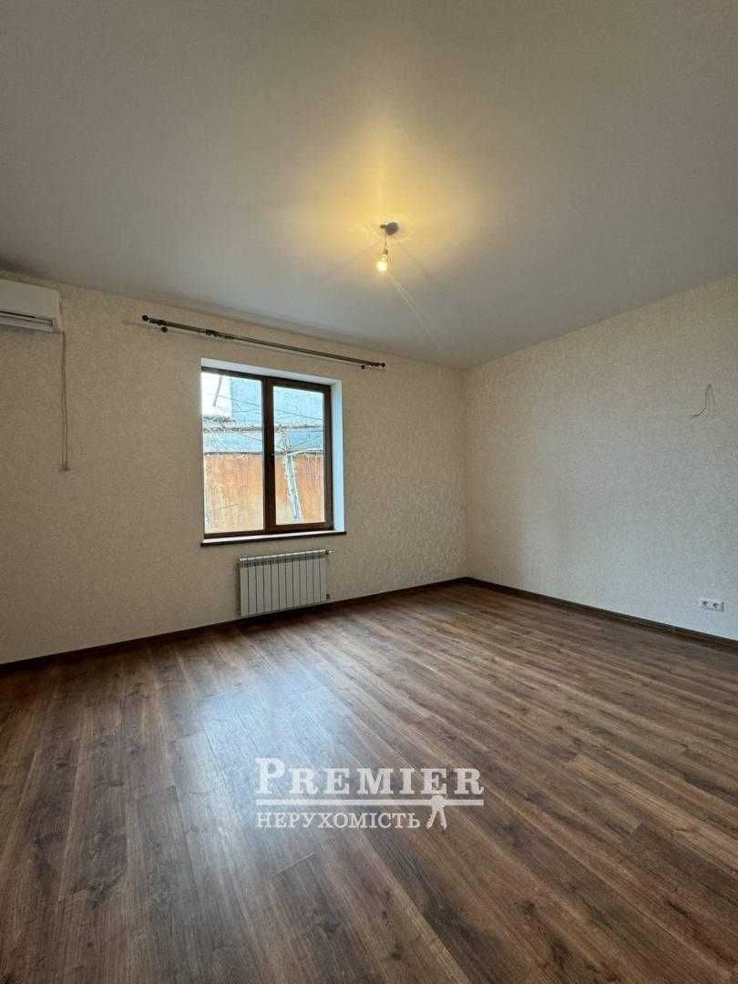 2х пов. будинок, 2,8сотки, 4 кім,Ремонт,Газ, Єфімова, 206 кв.м. 165у.о